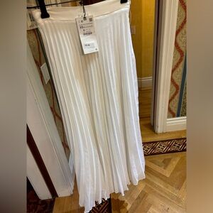 Zara pleated white midi skirt